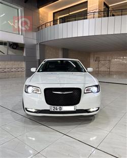 كرايسلر 300